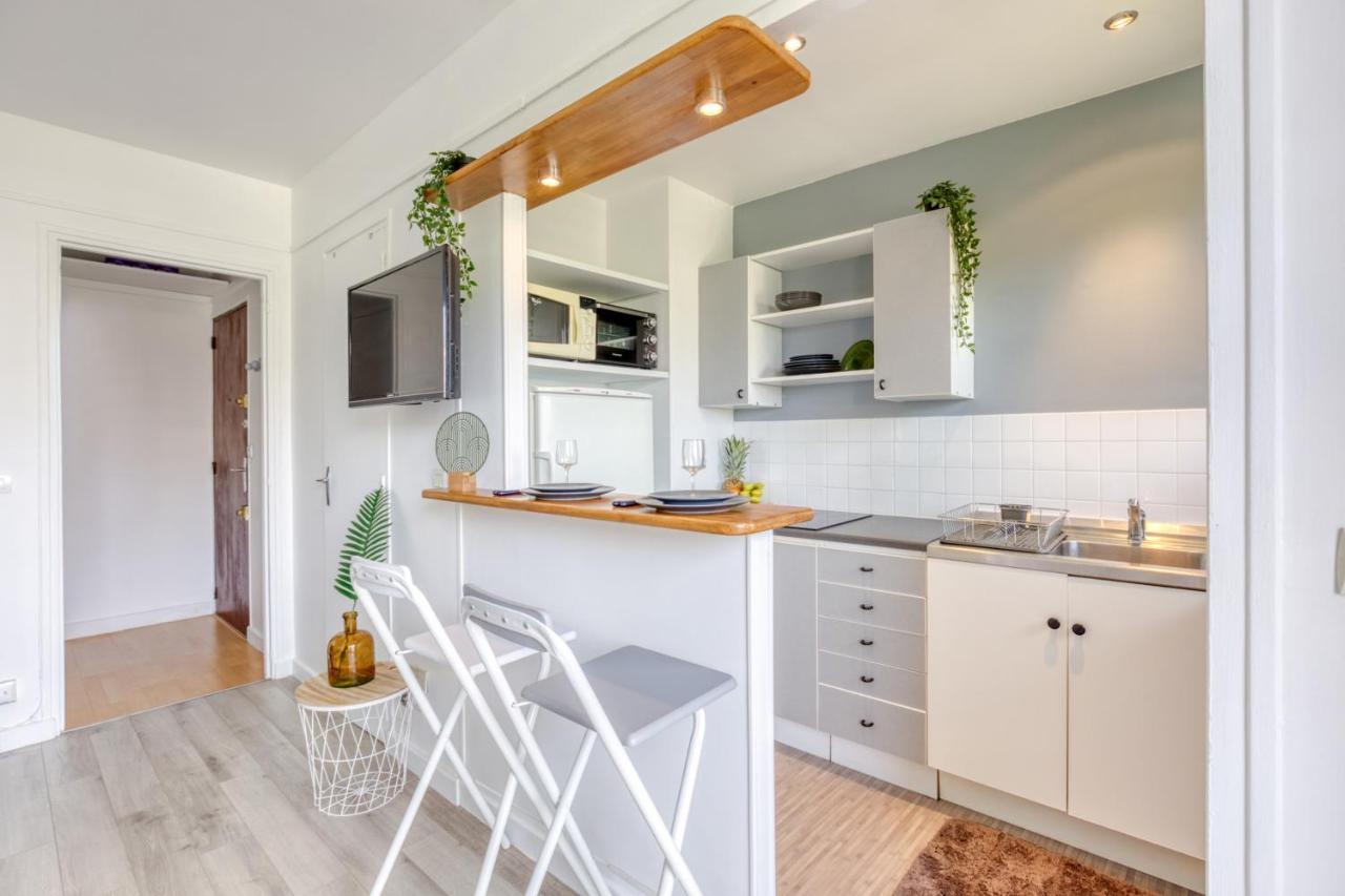 Zzzen Aux Portes De Paris Avec Parking Et Netflix Vincennes Exterior photo